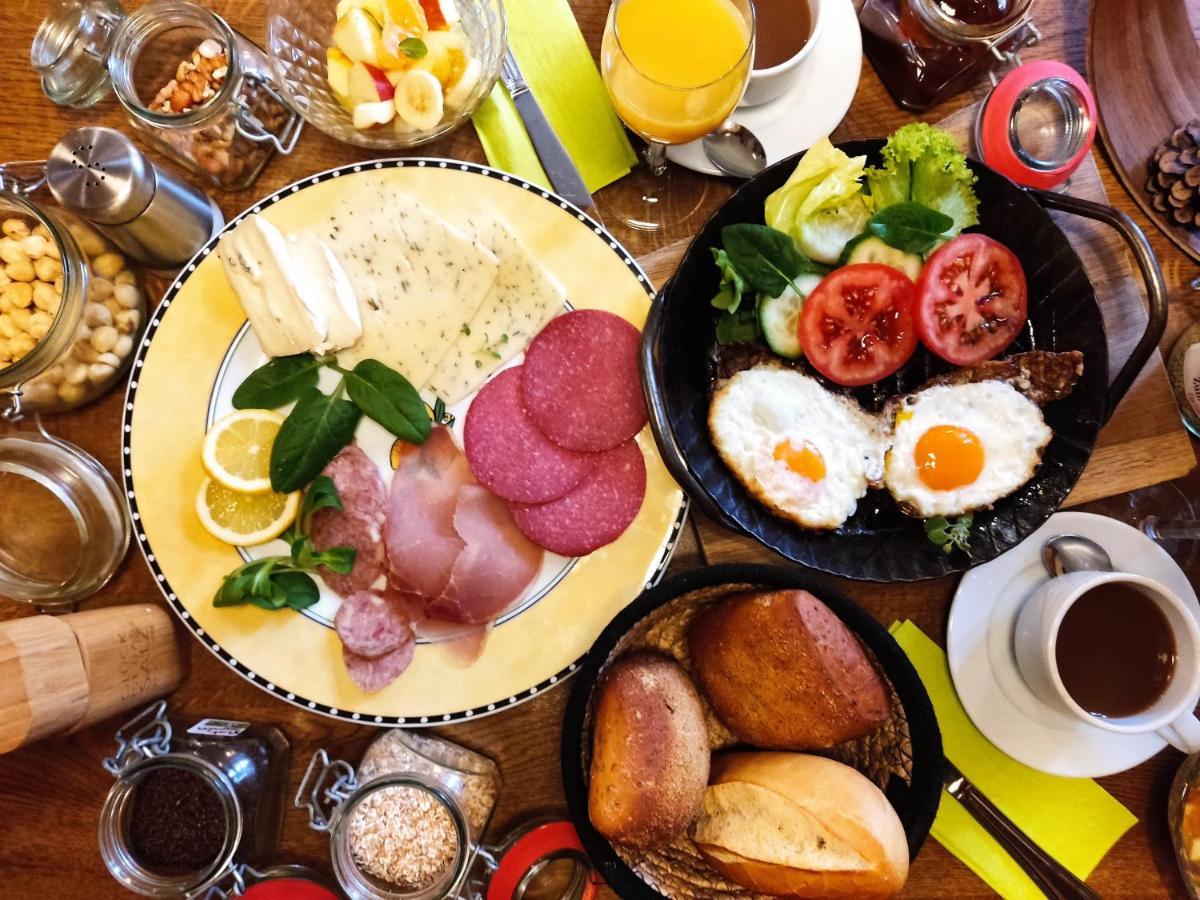 Hotel & Drei Lilien Werbach
